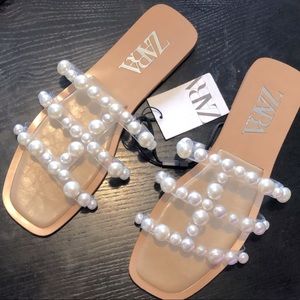New never worn ZARA SLIPPERS